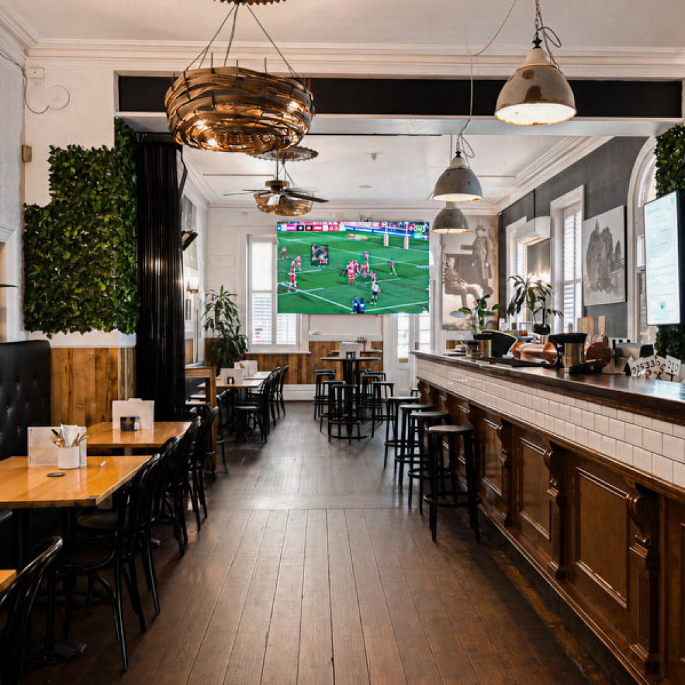 Front Bar